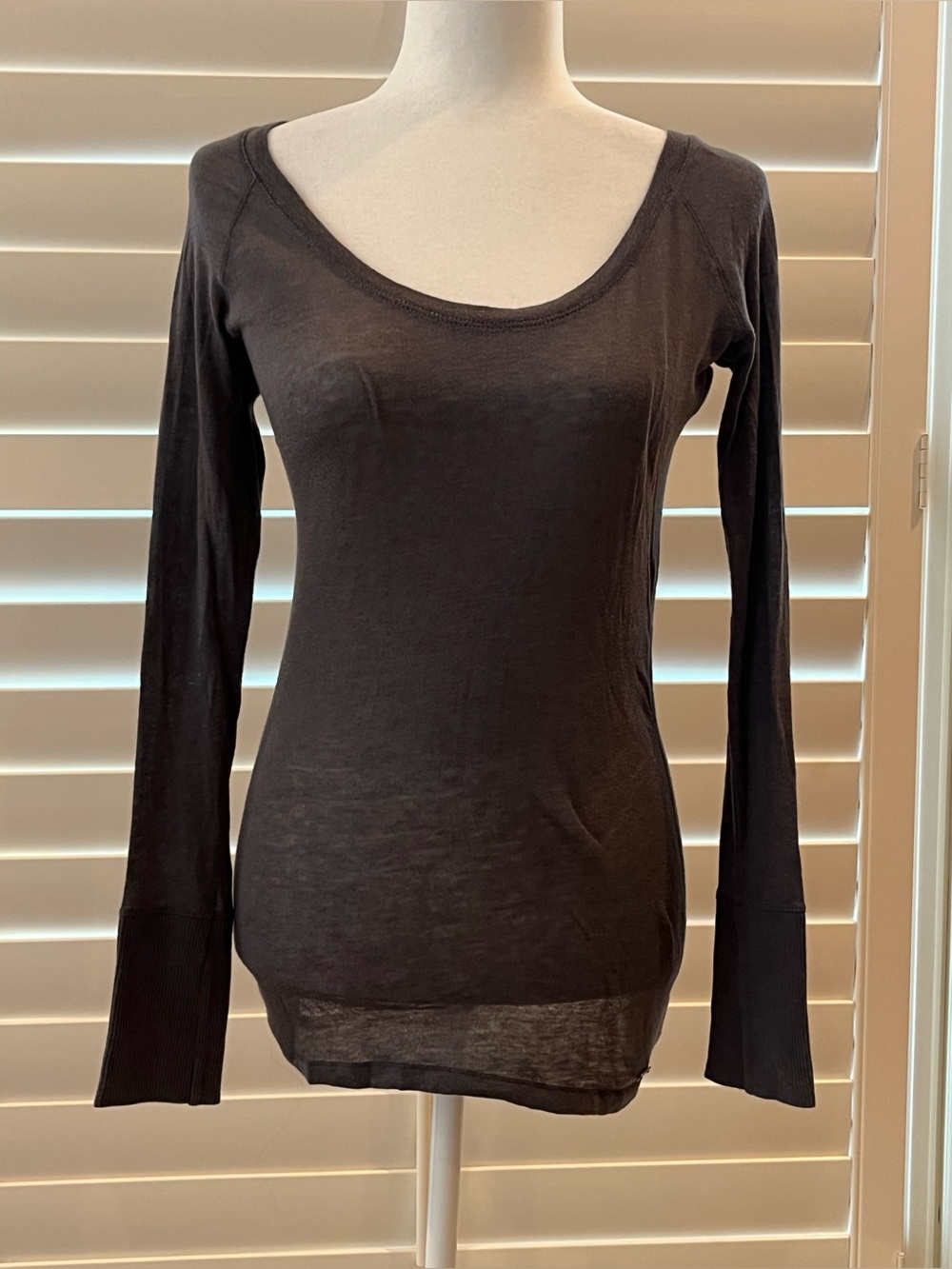 Abercrombie & fitch Ezra fitch top M